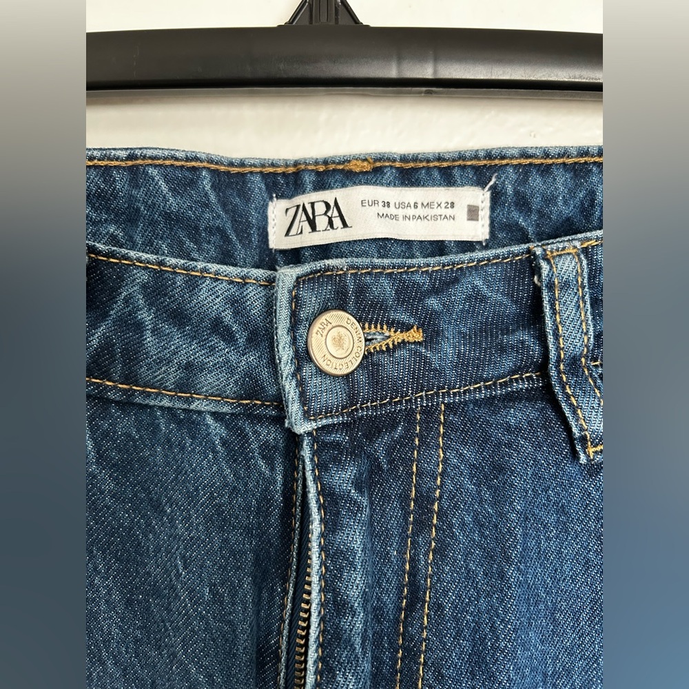 ZARA Woman High-Rise Classic Blue Denim Jeans Size 6 (28) - Picture 3 of 15
